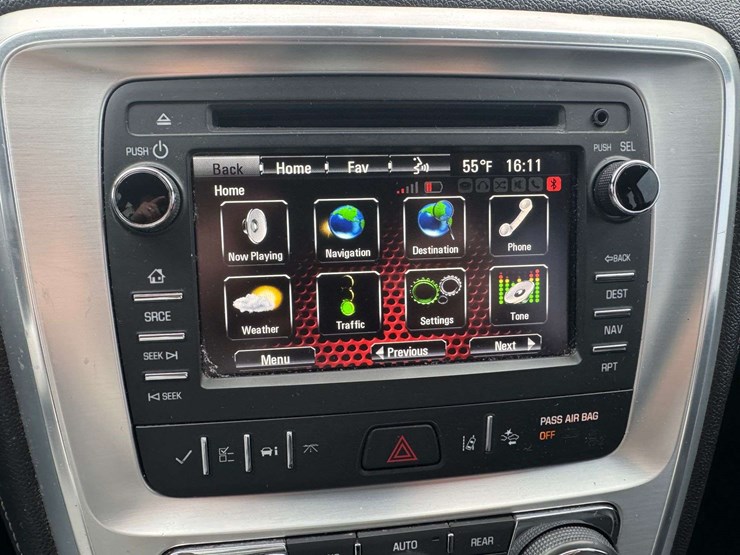 2016-gmc-acadia-slt-image-38