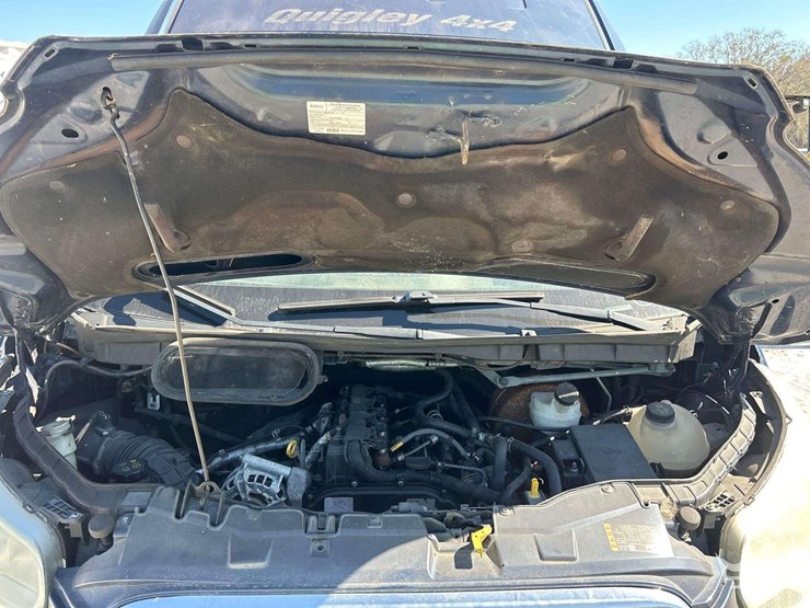 2015-ford-transit-image-7