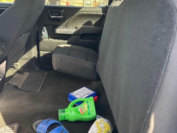 2016-chevrolet-silverado-1500-image-9