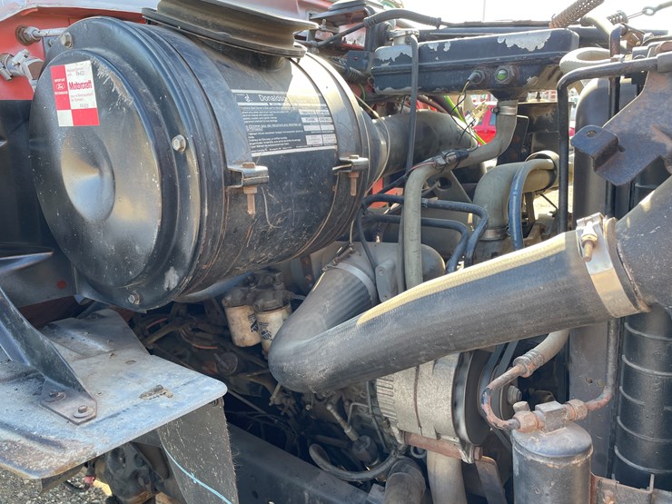 1990-ford-l8000-image-22