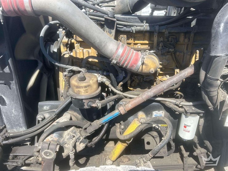 2005-peterbilt-357-image-8