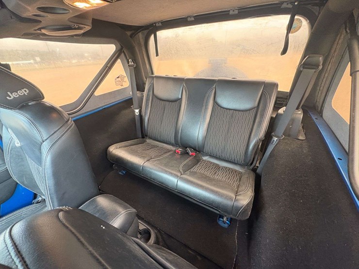 2014-jeep-wrangler-image-14