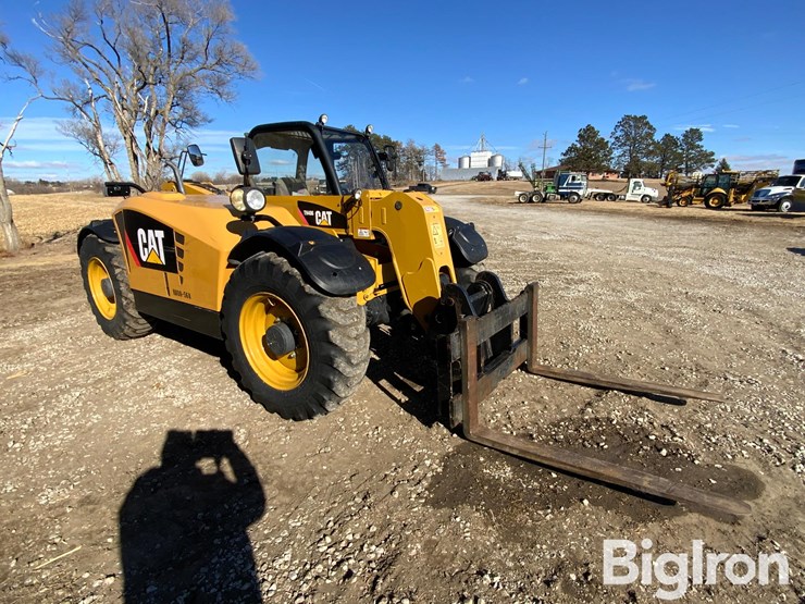 2009-caterpillar-th406-image-3