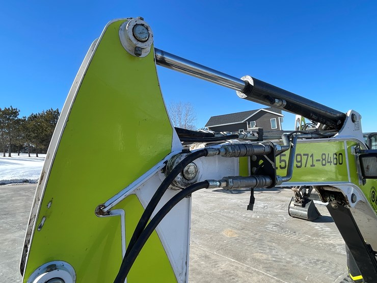 2021-bobcat-e32i-image-12