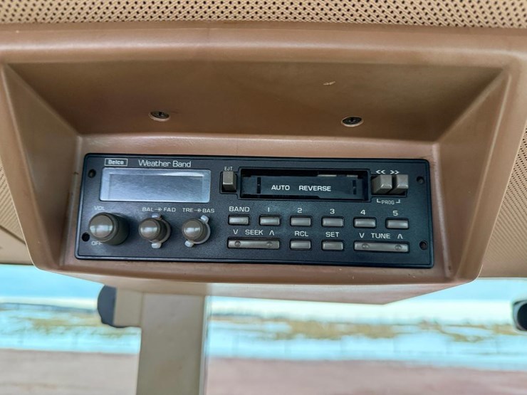 john-deere-6400-image-52