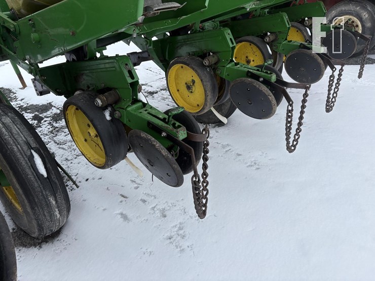 john-deere-7000-image-6