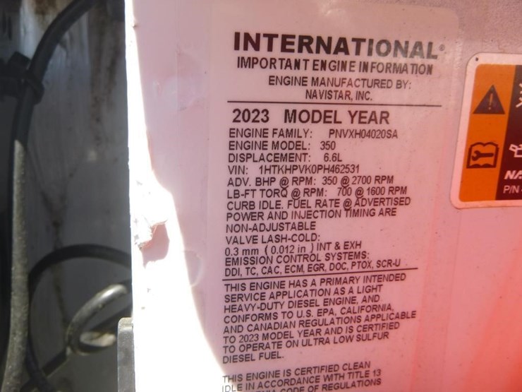 2023-chevrolet-silverado-5500hd-image-21