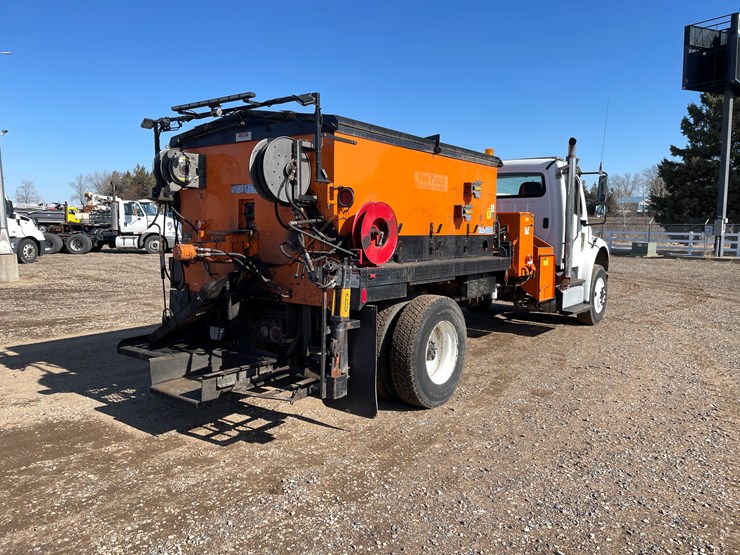#1465-•-2013-freightliner-asphalt-truck-(has-mn-title)-image-3