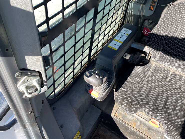 2023-bobcat-t66-image-54