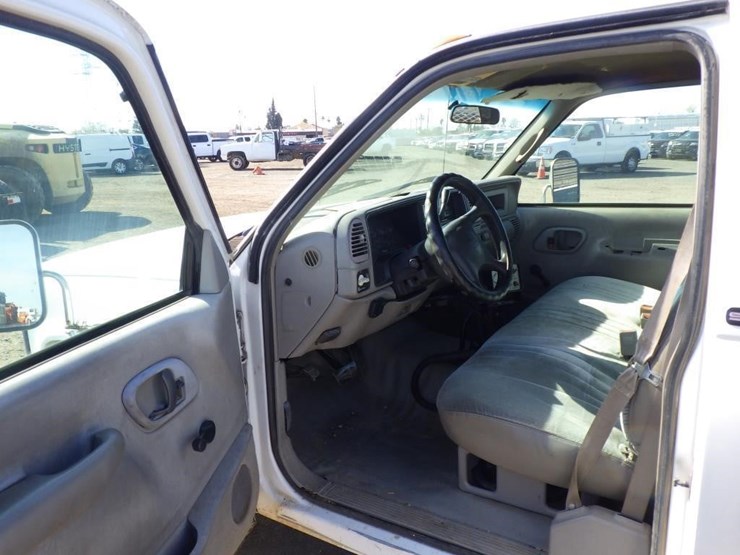 1998-chevrolet-3500-image-5