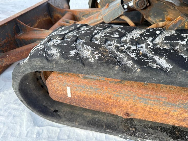 new-holland-e27sr-image-8