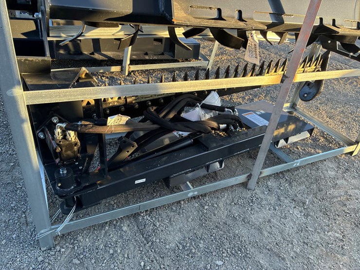 #115391-•-skidsteer-mt-sickle-mower-w/72"-cut-image-1