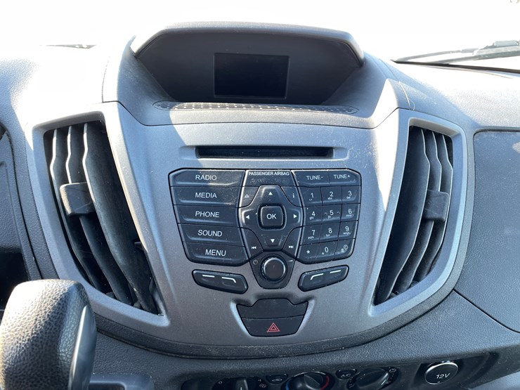 2019-ford-transit-image-62