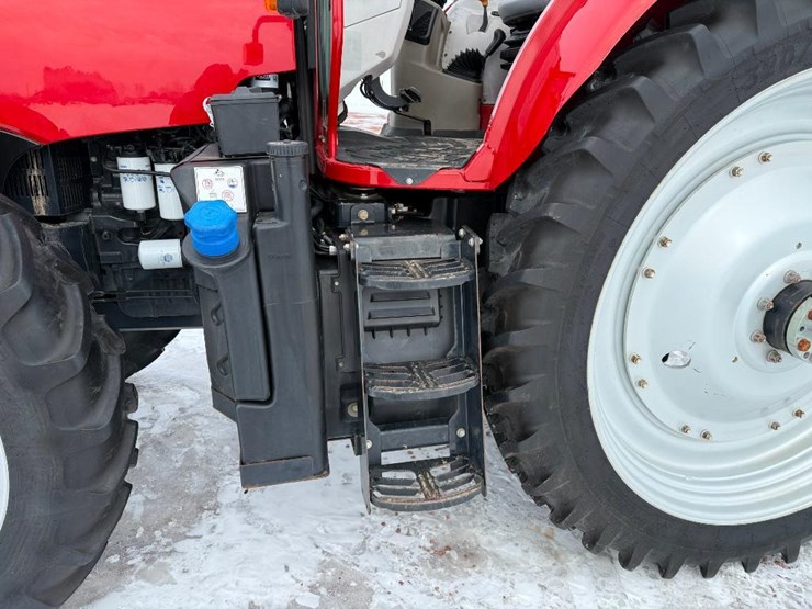 case-ih-farmall-140a-image-13