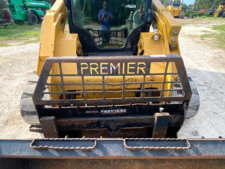 2023-caterpillar-249d3-image-14