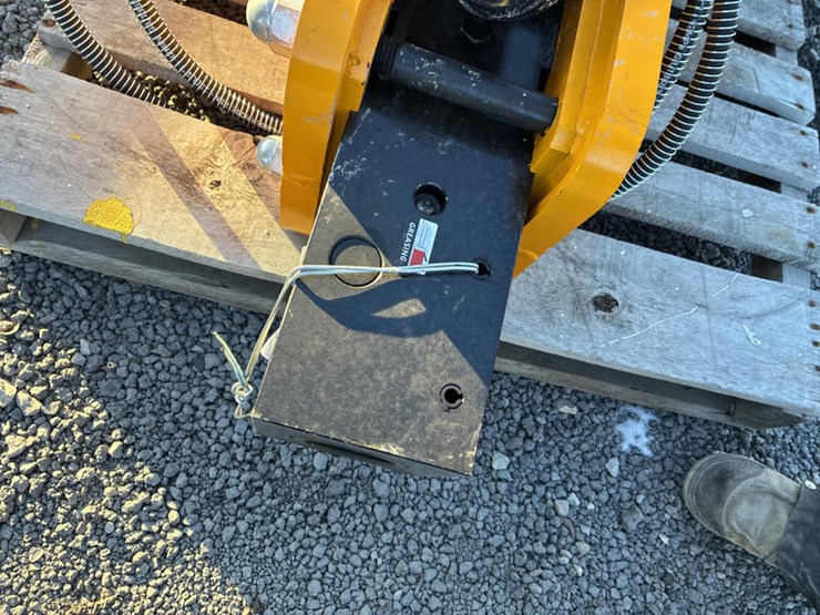 #115433-•-skidsteer-concrete-breaker-image-4