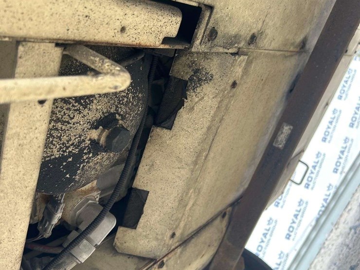 2005-ingersoll-rand-185-image-11