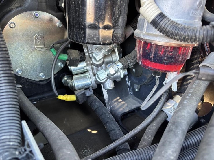 2024-kubota-svl75-3-image-43