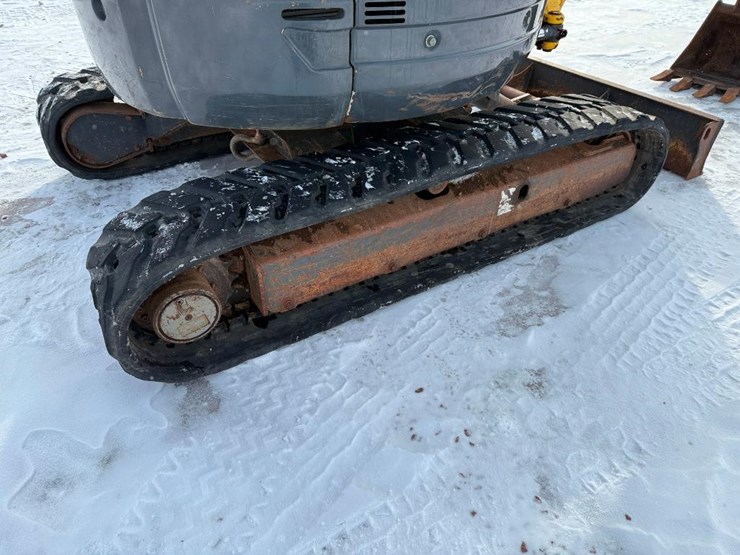 new-holland-e27sr-image-13