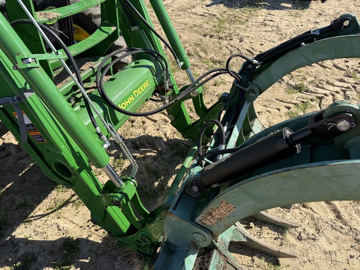 2020-john-deere-5090e-image-11