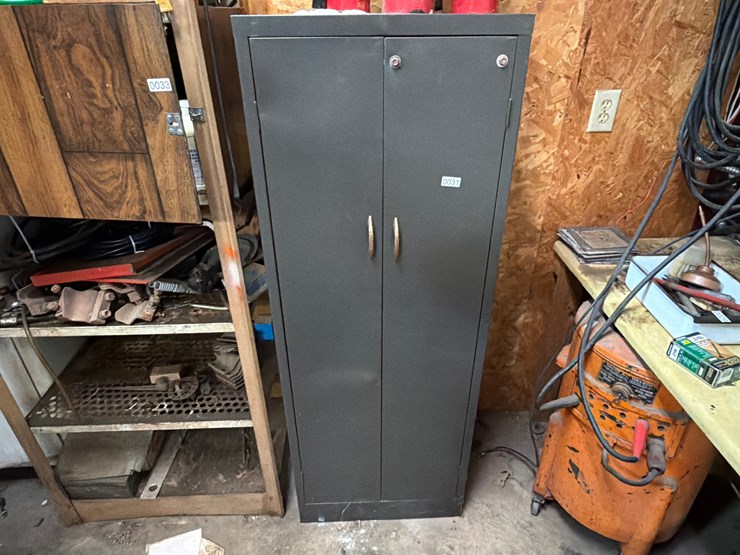 #31-•-metal-cabinet-22”x19”x60”-image-1