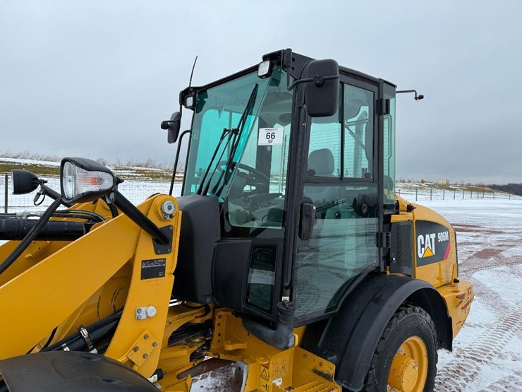 caterpillar-906m-image-15