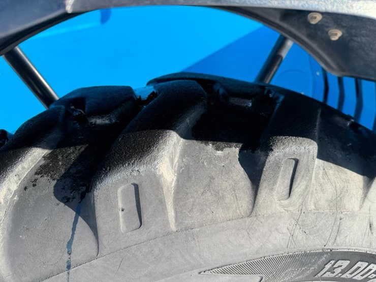 2016-genie-gth844-image-9