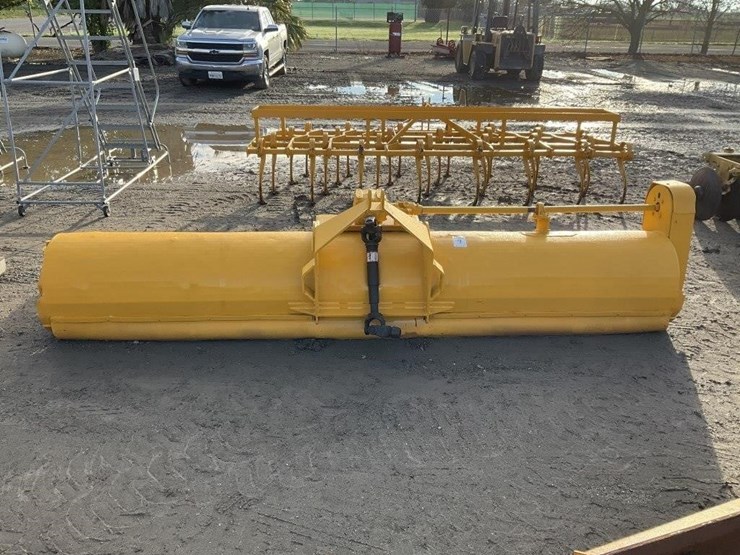 dandl-12'-3-pt-pto-chopper-image-2