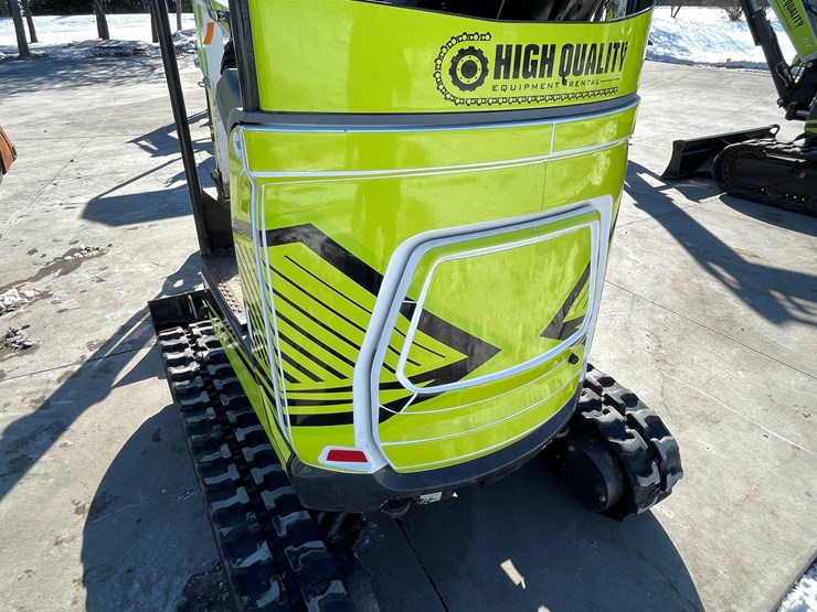 2022-bobcat-e20-image-30