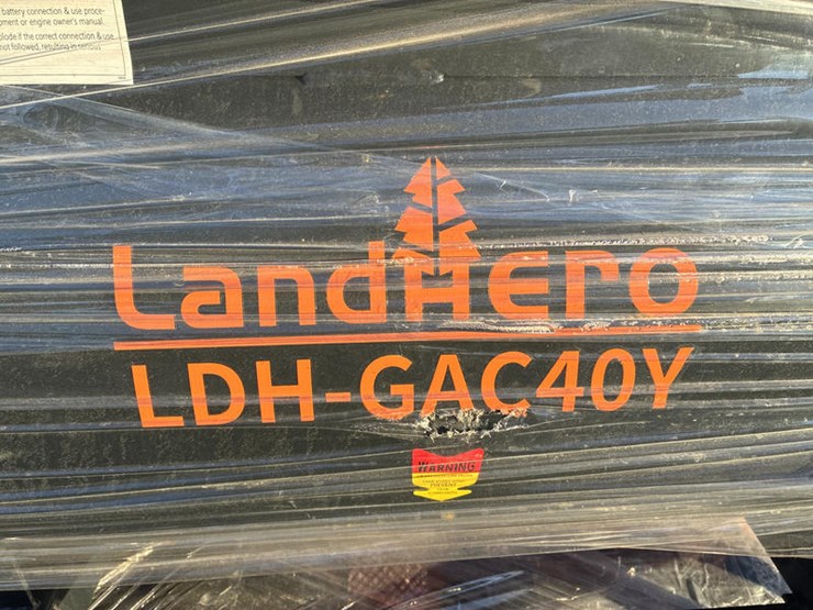 #115404-•-40-gal-2-stage-air-compressor-image-6