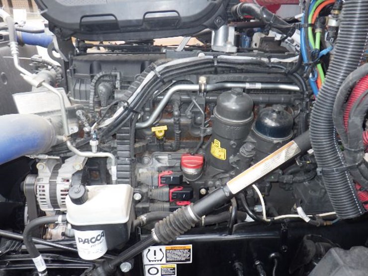 2024-kenworth-t680-image-18