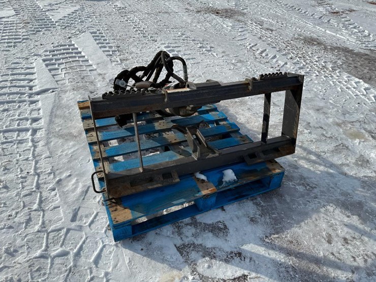 #382-•-lot-382-image-3