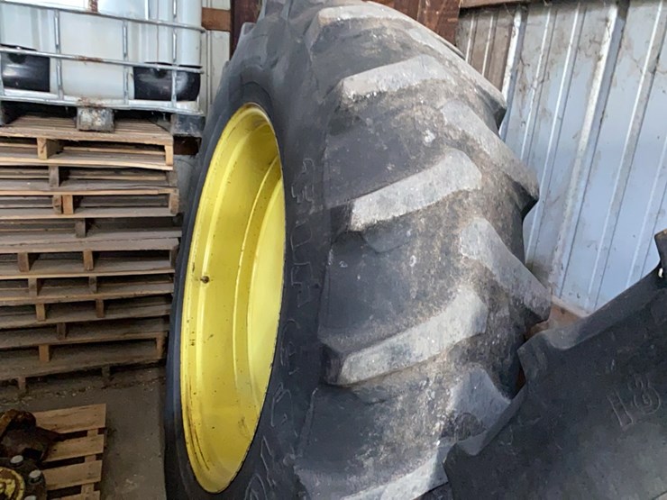 john-deere-10-image-5