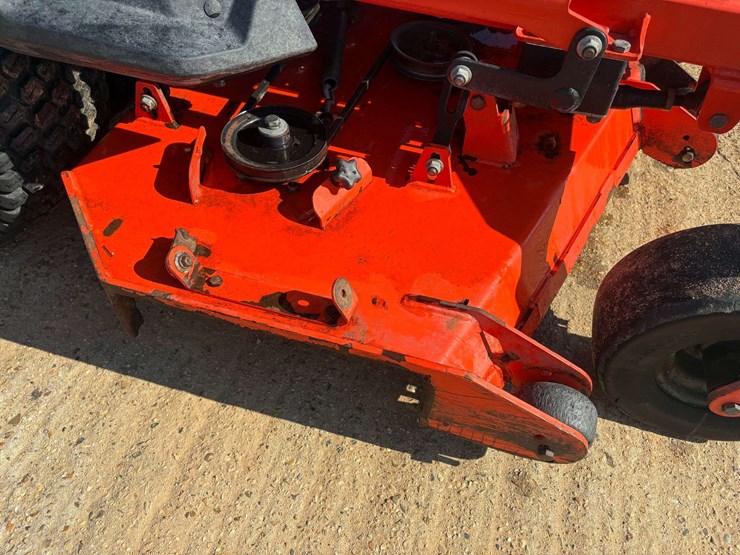 badboy-"rebel"-62"-zero-turn-mower-(968.8-hours)-image-11