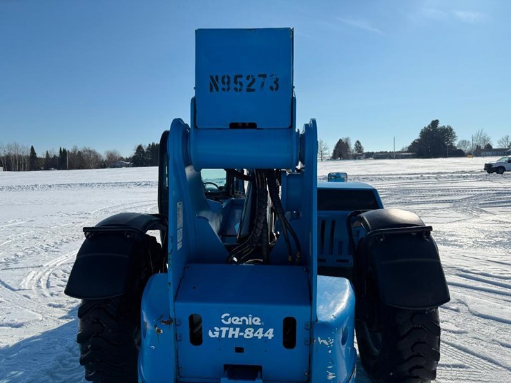 2016-genie-gth844-image-24