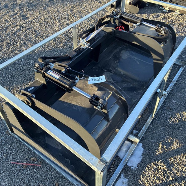 #115377 • SKIDSTEER MT GRAPPLE BKT 72"