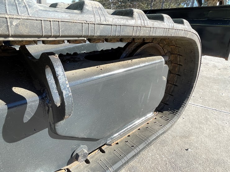 2021-bobcat-e32i-image-37