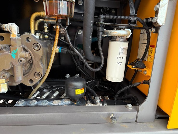 volvo-ec160el-image-52