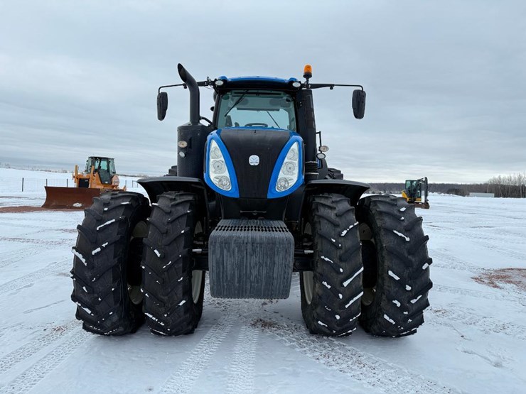new-holland-t8.320-image-2