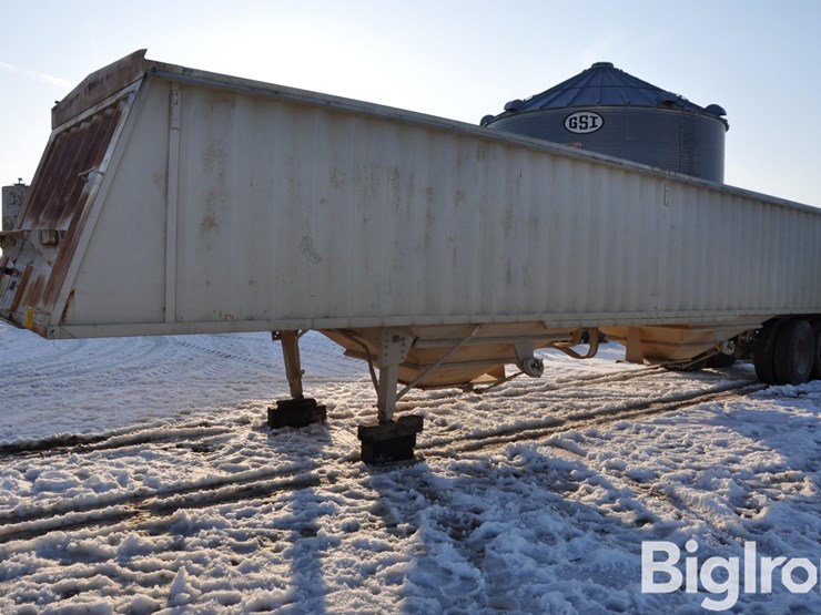 t/a-steel-grain-trailer-image-1