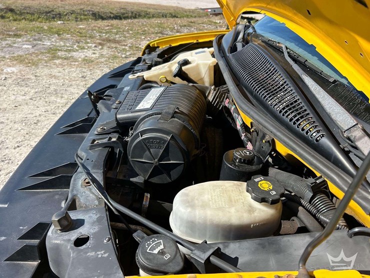 2006-gmc-3500-image-9