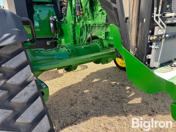 2023-john-deere-8rx-370-image-11