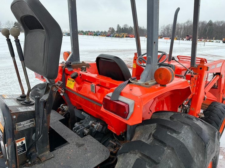 kubota-l4350-image-29
