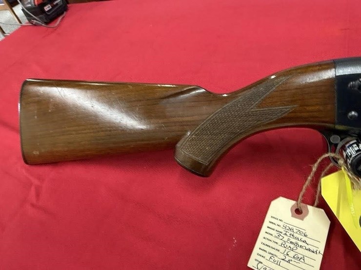 ithaca-model-37-featherlite-16-gauge-shotgun-image-4