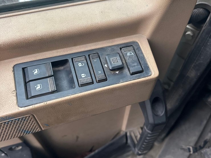 2019-mack-gr64b-quad/a-dump-truck-image-35