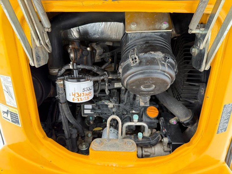 2018-deere-35g-image-45