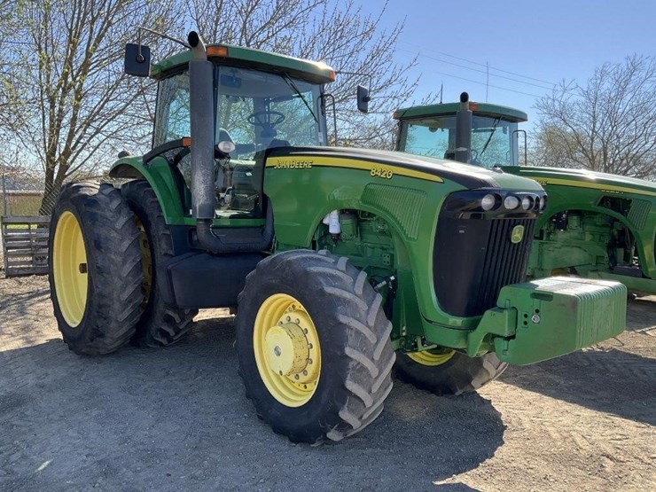 john-deere-8420-image-3