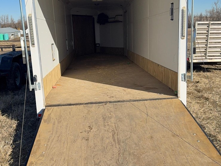 2009-american-hauler-image-18