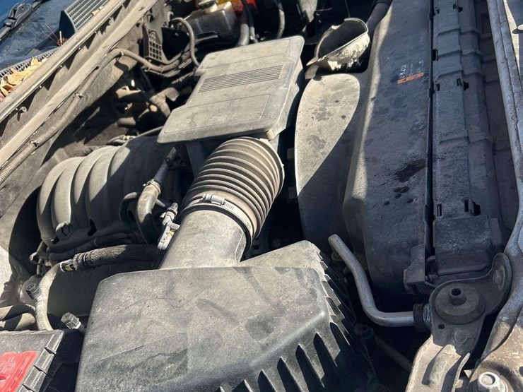 2022-chevrolet-silverado-2500-image-8