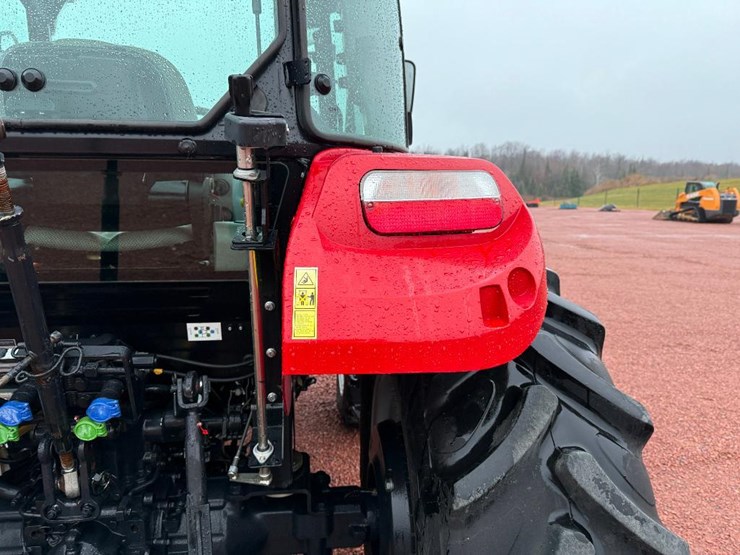 case-ih-farmall-75c-image-25